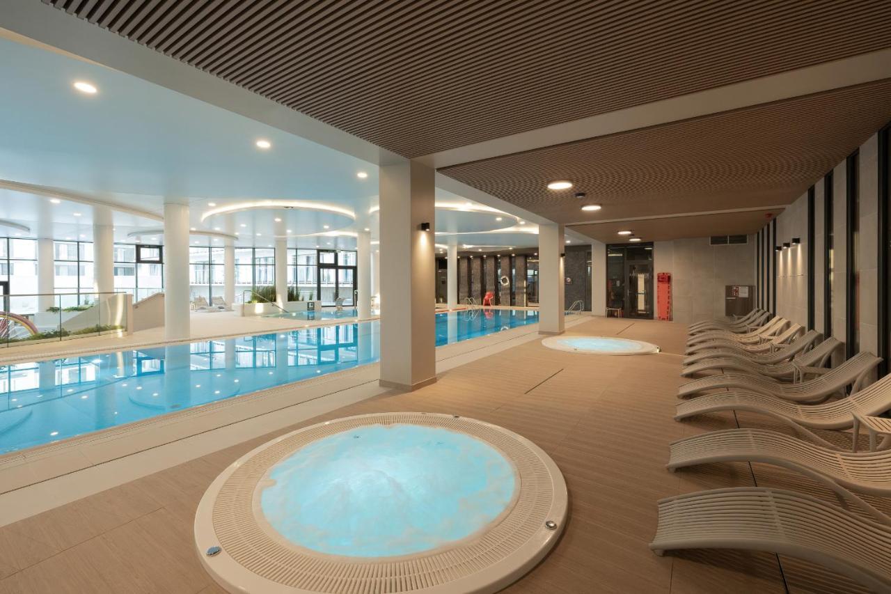 Polanki Aqua Apartment With Parking By Renters Prestige Kołobrzeg Eksteriør billede