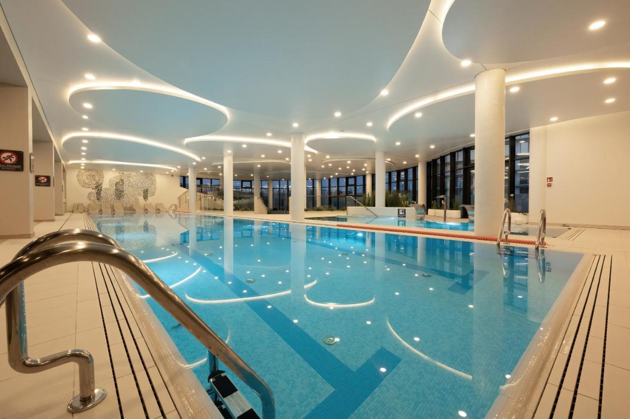 Polanki Aqua Apartment With Parking By Renters Prestige Kołobrzeg Eksteriør billede